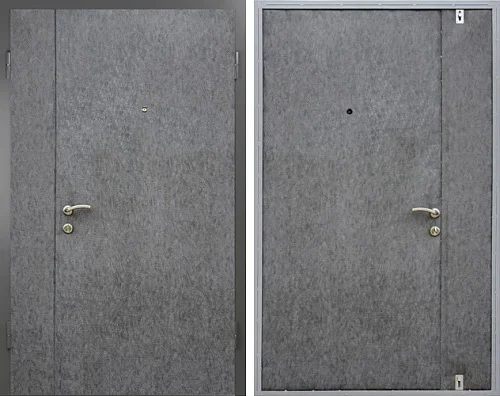 Серая металлическая дверь в тамбур №1