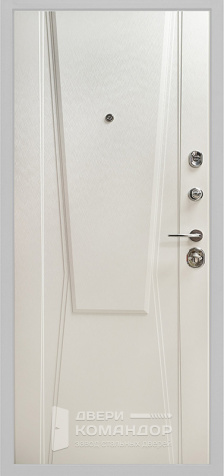 Дверь входная внутри дома №5 - внутренняя сторона